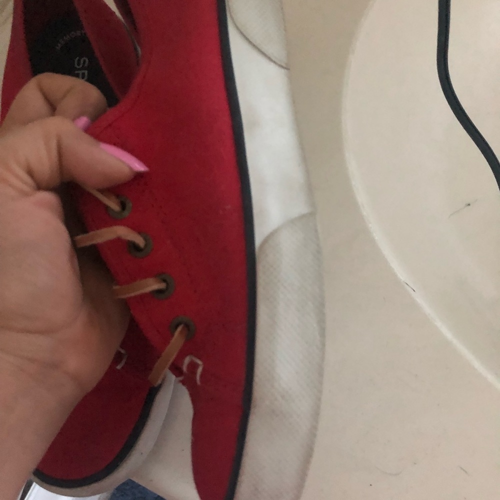 Red sperrys - Picture 3 of 3